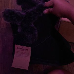 BearPaws for sell, black, size 5.0